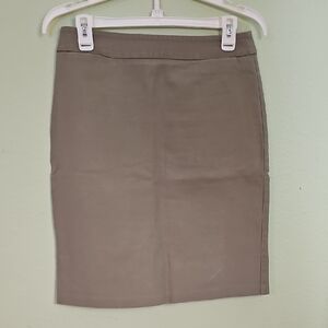 New York & Company Tan Pencil Skirt, Sz 4